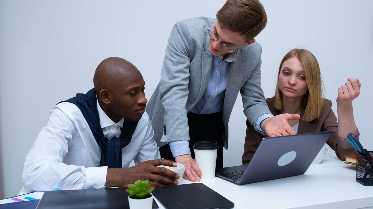 Advisor with Young Couple